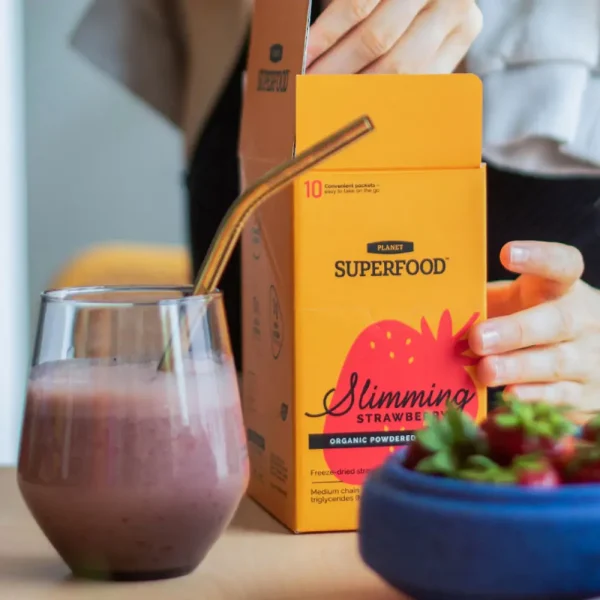 PLANET SUPERFOOD baltyminis kokteilis braškių skonio SLIMMING, 10x30g